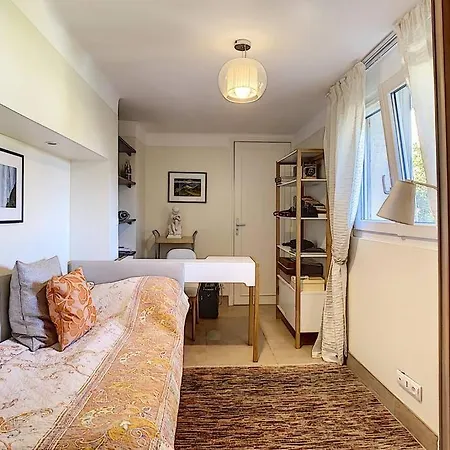 Villa avec une piscine au début du Cap d'Antibes * Antibes