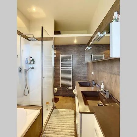 Villa Villa avec une piscine au début du Cap d'Antibes